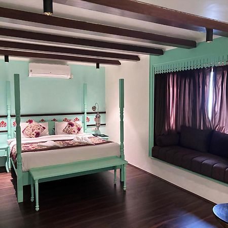Hotel Green Rooms, Vintage Luxury Near Dal Lake Srīnagar المظهر الخارجي الصورة