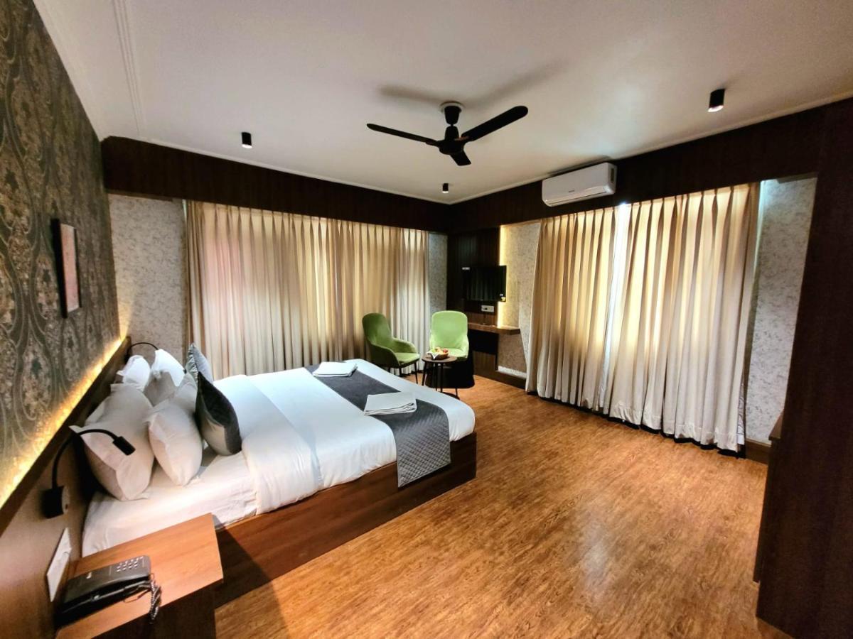 Hotel Green Rooms, Vintage Luxury Near Dal Lake Srīnagar المظهر الخارجي الصورة