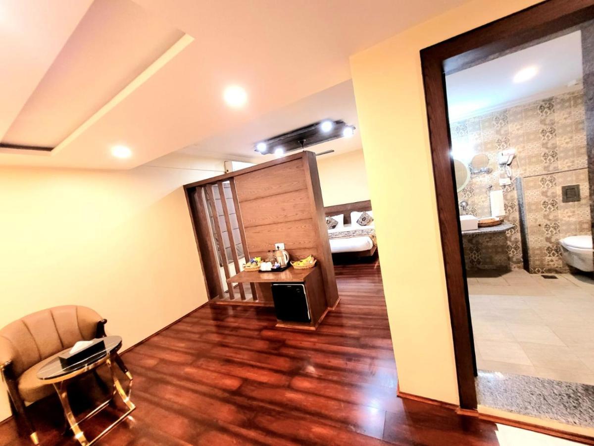 Hotel Green Rooms, Vintage Luxury Near Dal Lake Srīnagar المظهر الخارجي الصورة