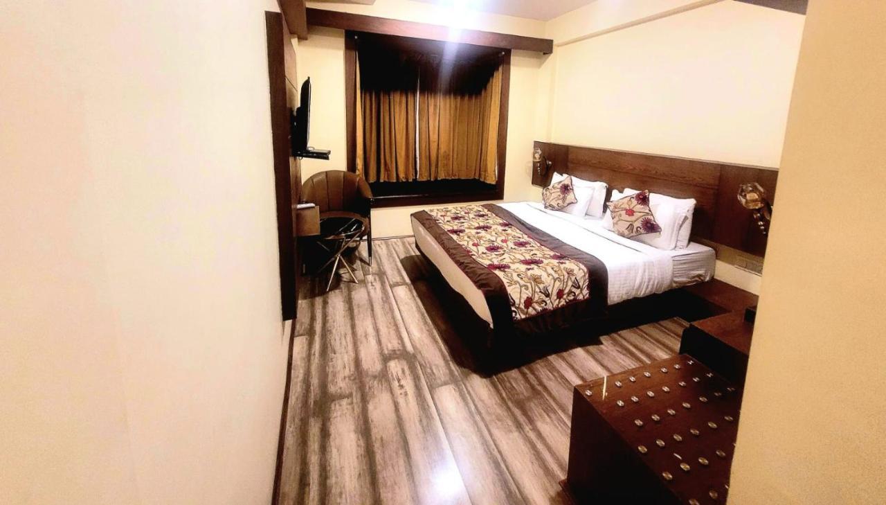 Hotel Green Rooms, Vintage Luxury Near Dal Lake Srīnagar المظهر الخارجي الصورة