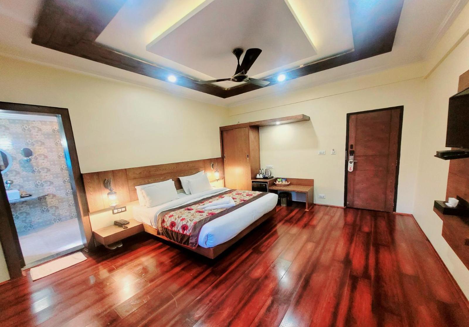 Hotel Green Rooms, Vintage Luxury Near Dal Lake Srīnagar المظهر الخارجي الصورة